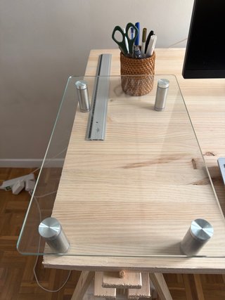 Soporte Monitor Cristal Templado Plataforma