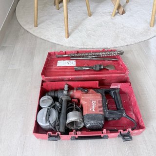 Hilti TE 75 profesional + brocas SDS Max + coronas