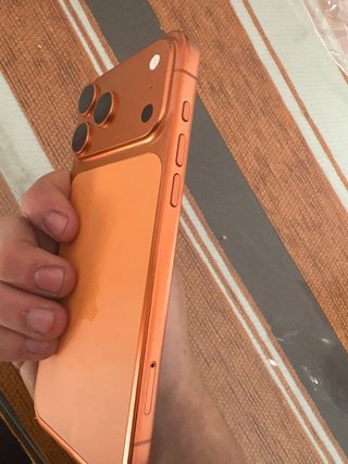 MOQUETA iPhone 17 Pro Max Naranja No funciona