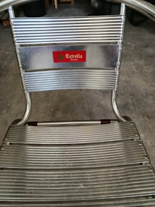 4 Sillas Estrella Damm Metal Plata. 48 €