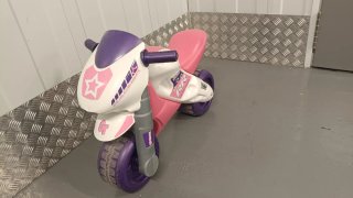 Moto correpasillos Feber