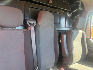 Nissan NV400 2019