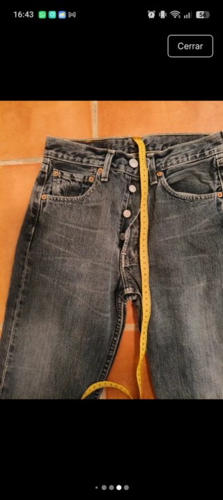 Levi's 501 W26 T32 en perfecto estado.
