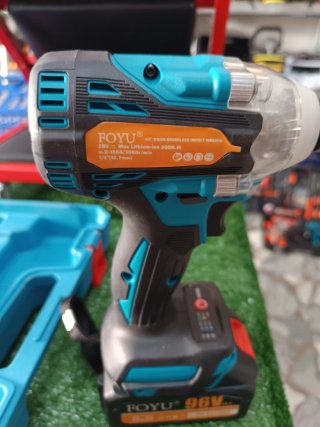 Avvitatore a impulsi TOYU 96V + Caricabatterie