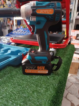 Avvitatore a impulsi TOYU 96V + Caricabatterie