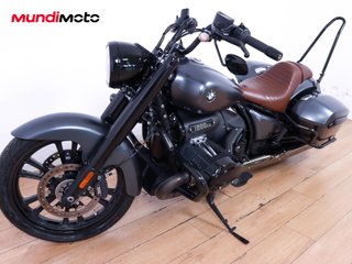 BMW R18 OCTANE