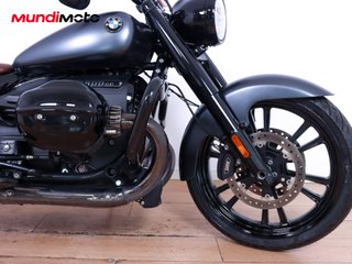 BMW R18 OCTANE