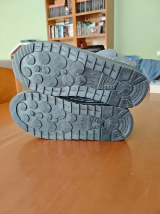 Botas de invierno grises