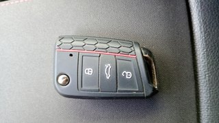 Volkswagen Golf GTI Performance 2.0 TSI 180 kW (245 CV)