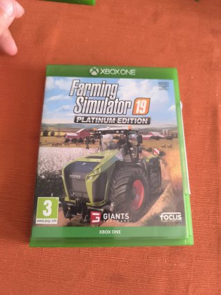 Farming Simulator 19 Platinum Edition Xbox One