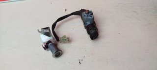 -Honda Visión. Cerraduras