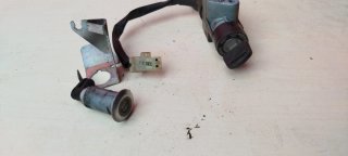 -Honda Visión. Cerraduras