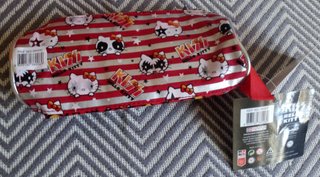 Estuche Kiss Hello Kitty Nuevo con etiquetas