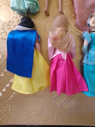 8 Bambole Disney Collezione