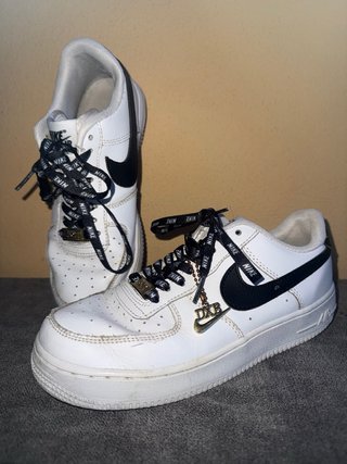 Nike Air Force 1 Blancas con Negro