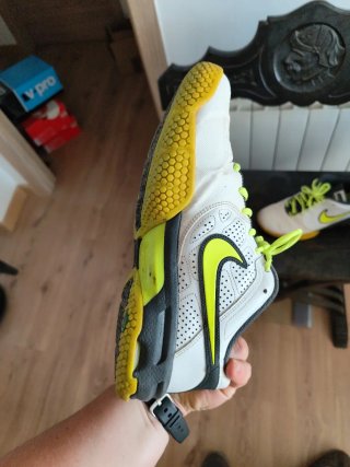 Zapatillas Nike Tenis/Pádel Blancas y Amarillas