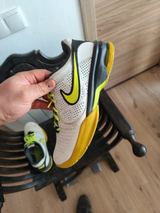 Zapatillas Nike Tenis/Pádel Blancas y Amarillas