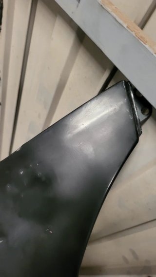 Aleta ancha izquierda 206 GTI negra