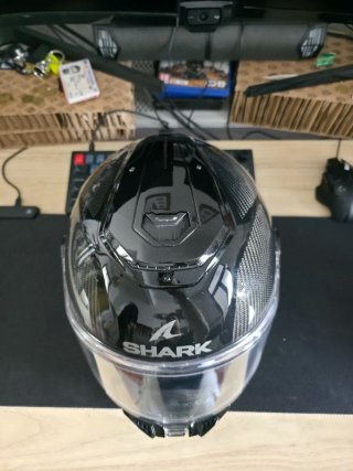 Casco Shark Spartan RS Carbon Skin