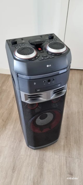 Torre de Sonido LG OK75 1000W