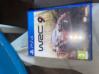 PS4 (PlayStation 4) con 2 controller e giochi