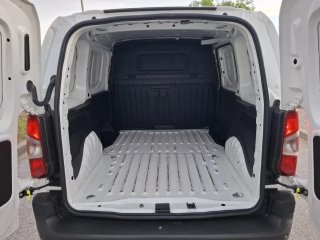 PEGATINA C 2019 SEMI NUEVA