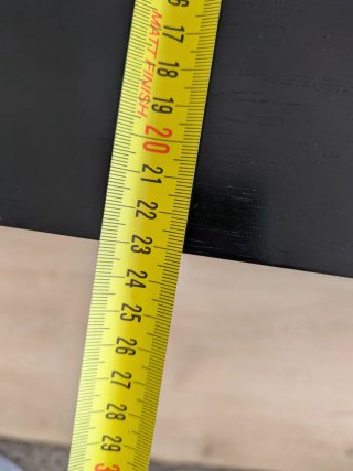 Taburetes altos de madera negros