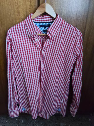 Camisa Tommy Hilfiger cuadros rojo y blanco Talla