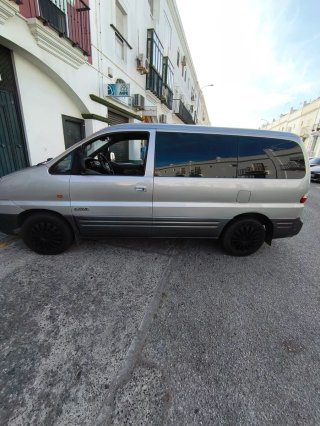 Hyundai H-1 2005