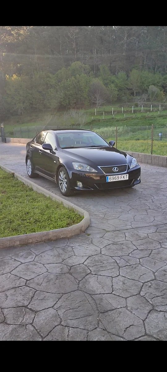 Lexus IS 2007 - foto 1