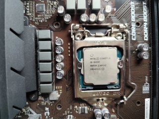 Pack Placa Base MSI Z390 + Intel i5 + Ventilador
