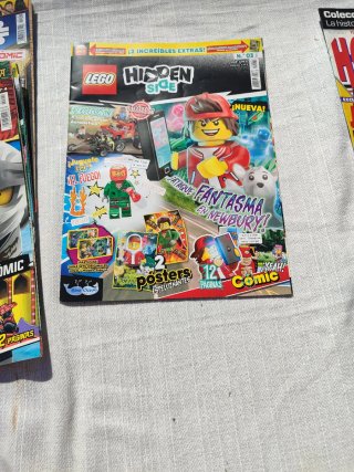Lego Ninjago Legacy Comic + 2 Posters