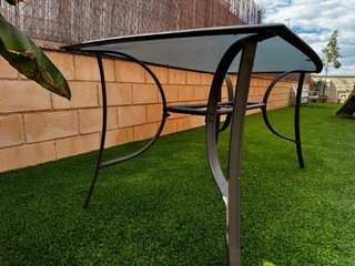 Mesa de jardín cristal y metal