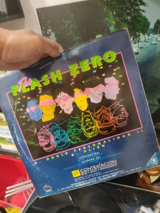 Vinilo Flash Zero Doble Personalidad