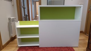Muebles infantiles blanco y verde