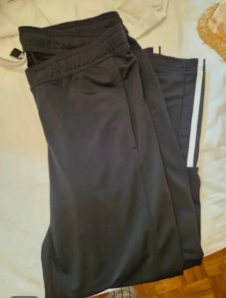 Conjunto adidas como nuevo talla M/38/40 48/50