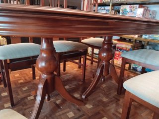 Mesa de comedor de madera extensible con 6 sillas
