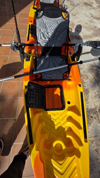 Kayak pesca 2 plazas con cañeros