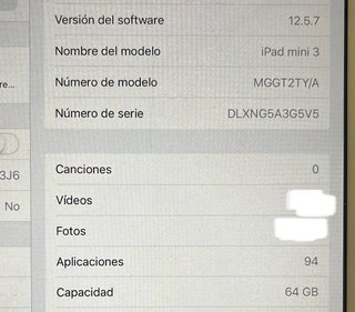 iPad mini 3 64GB, bianco e grigio con custodia rosa