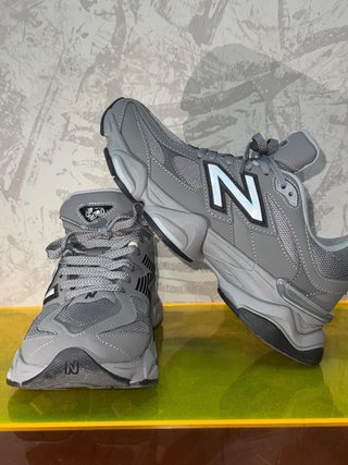 Zapatillas New Balance 9060 Gris