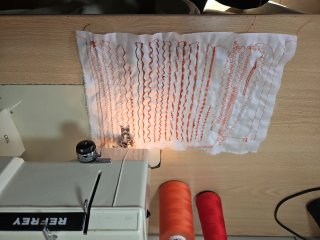 Máquina de coser Refrey automática