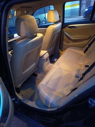 BMW X1 2011