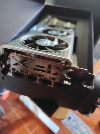 Tarjeta Gráfica XFX MERC 308 RX 6600 XT
