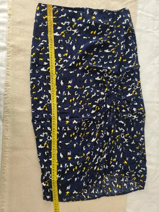 Falda midi Lefties estampado