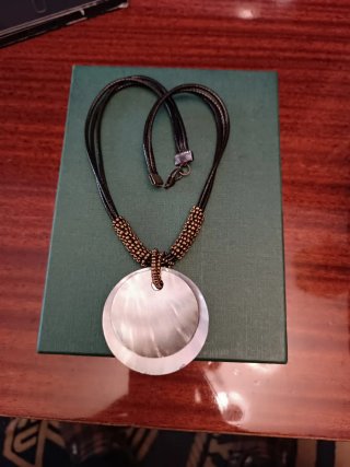 Oferton 15€. Lote Gargantilla Conchas y Pendientes