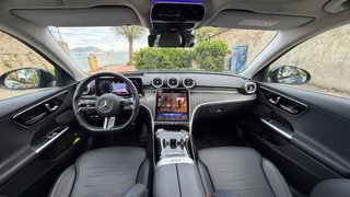 Mercedes C200d AMG Premium Plus Night 19” Techo pa