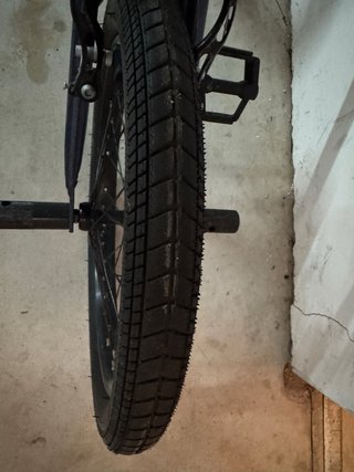 Bicicleta BMX Azul Oscuro