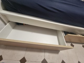 Cama King Size con cajones