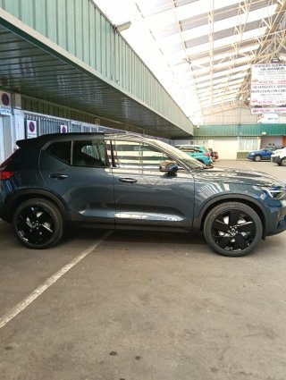 Volvo XC40 2026