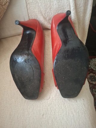 Zapatos LODI T.40 Rojos Hebilla Dorada
